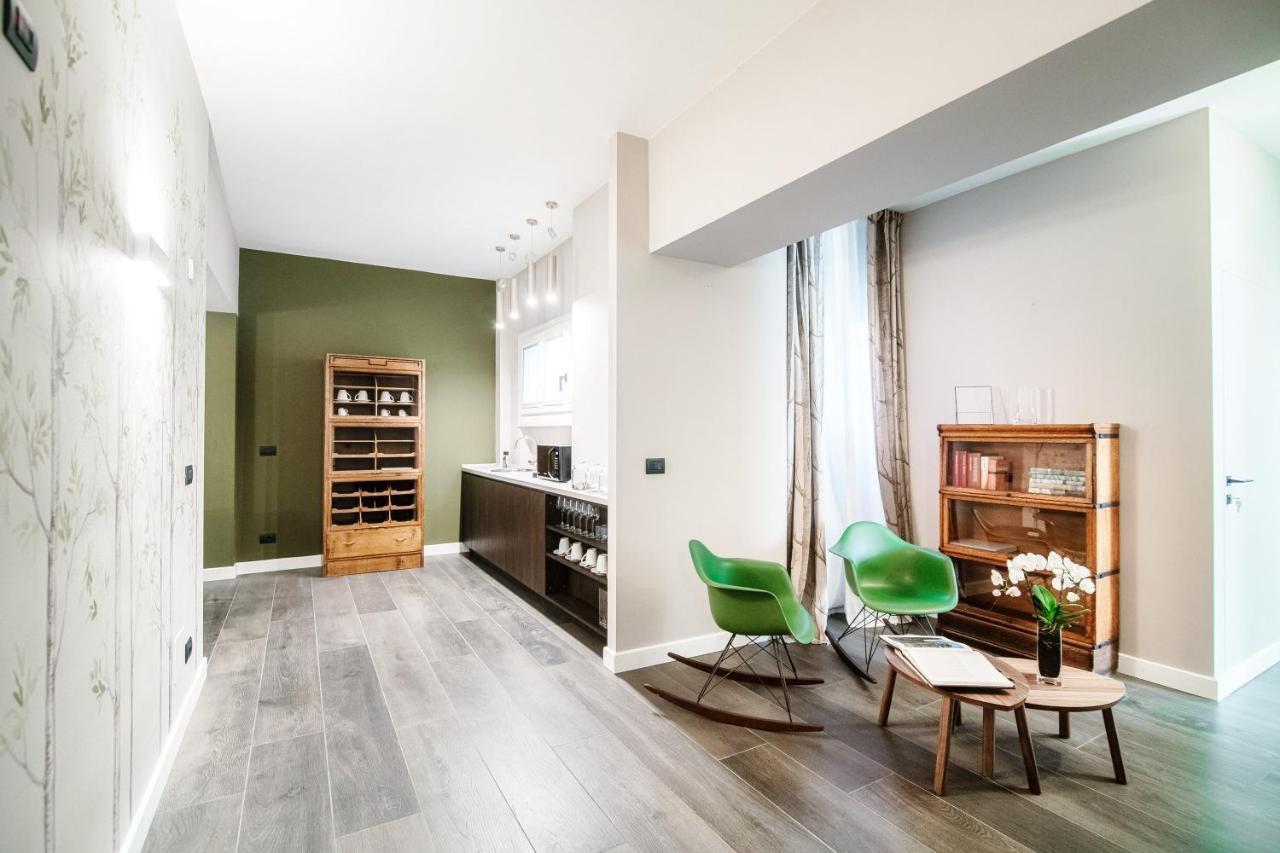 In Centro Luxury Rooms Комо Екстер'єр фото