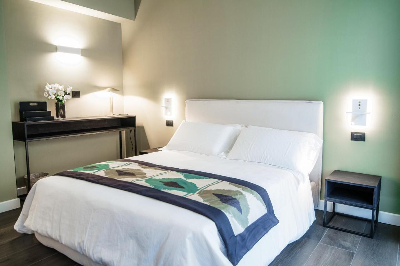 In Centro Luxury Rooms Комо Екстер'єр фото