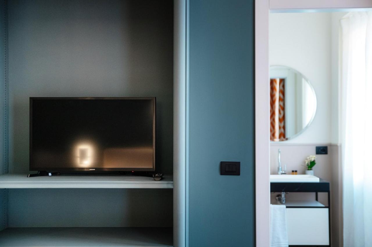 In Centro Luxury Rooms Комо Екстер'єр фото