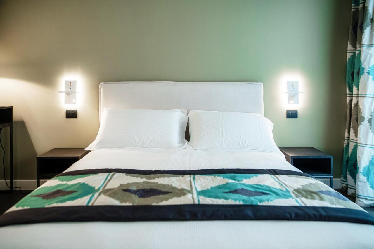 In Centro Luxury Rooms Комо Екстер'єр фото