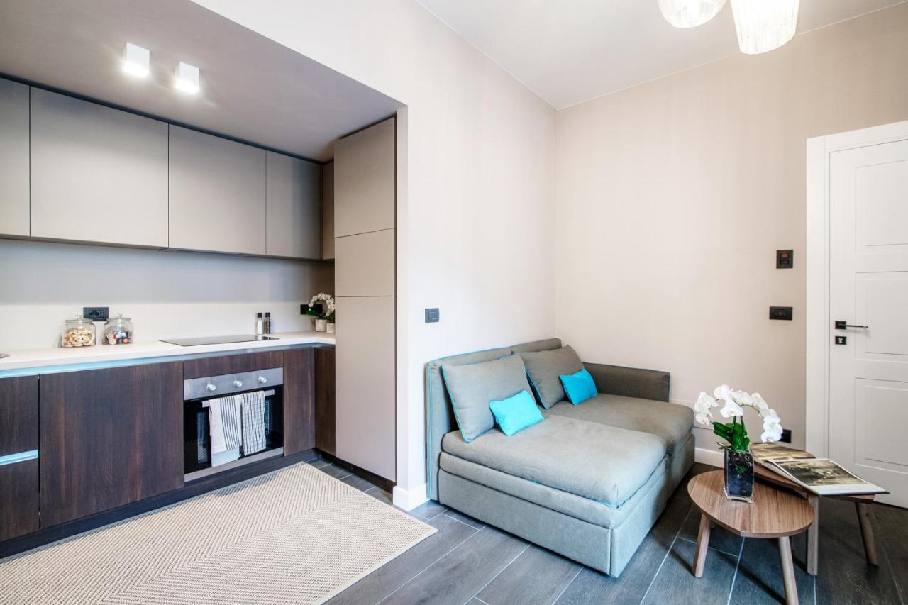 In Centro Luxury Rooms Комо Екстер'єр фото