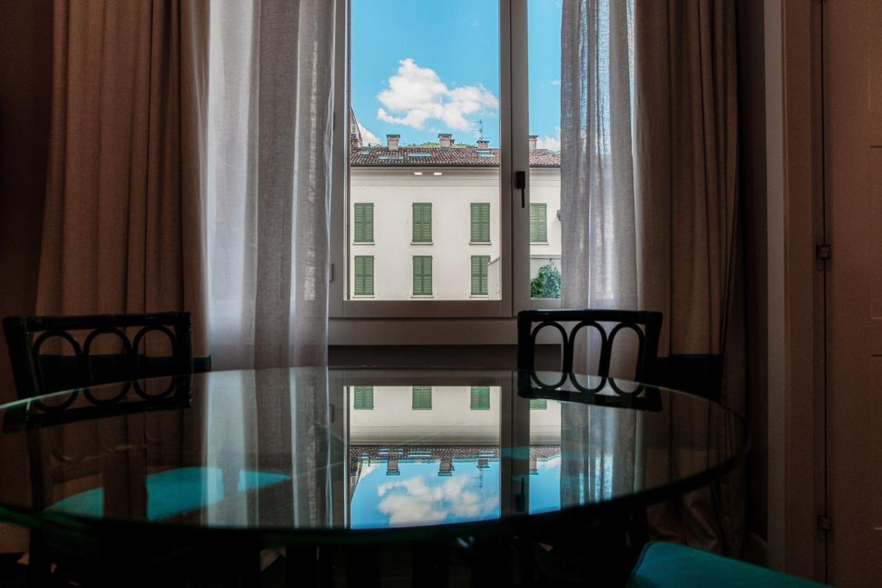 In Centro Luxury Rooms Комо Екстер'єр фото